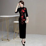 Chinesisches Kleid <br> Azaleen