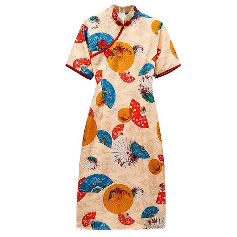 Chinese dress <br> Fans