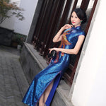 Robe Chinoise Symbole de la Femme bleu phénix