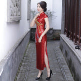 Robe Chinoise Symbole de la Femme rouge