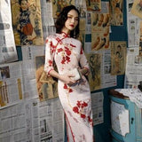 Robe Chinoise Fleurs Rouges elegant